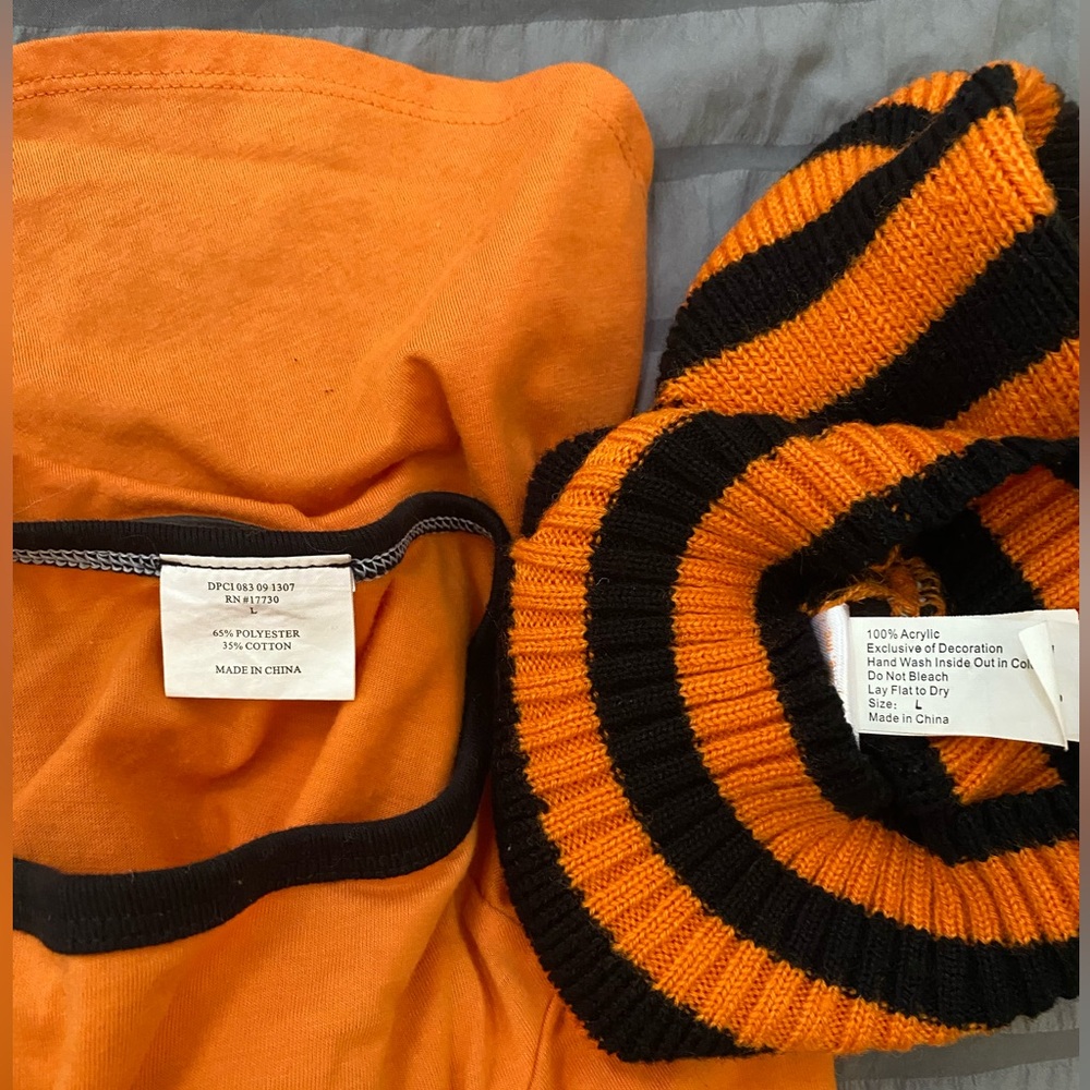 💥 👀 CLEARANCE… 🎃 Halloween Dog Shirts sz Large - Picture 3 of 7